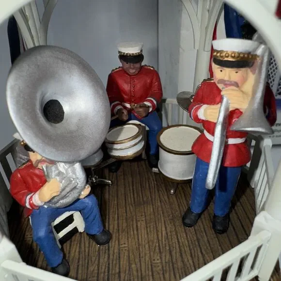 Department 56 Heritage Village Stars And Stripes Forever Music Box Gazebo 55502